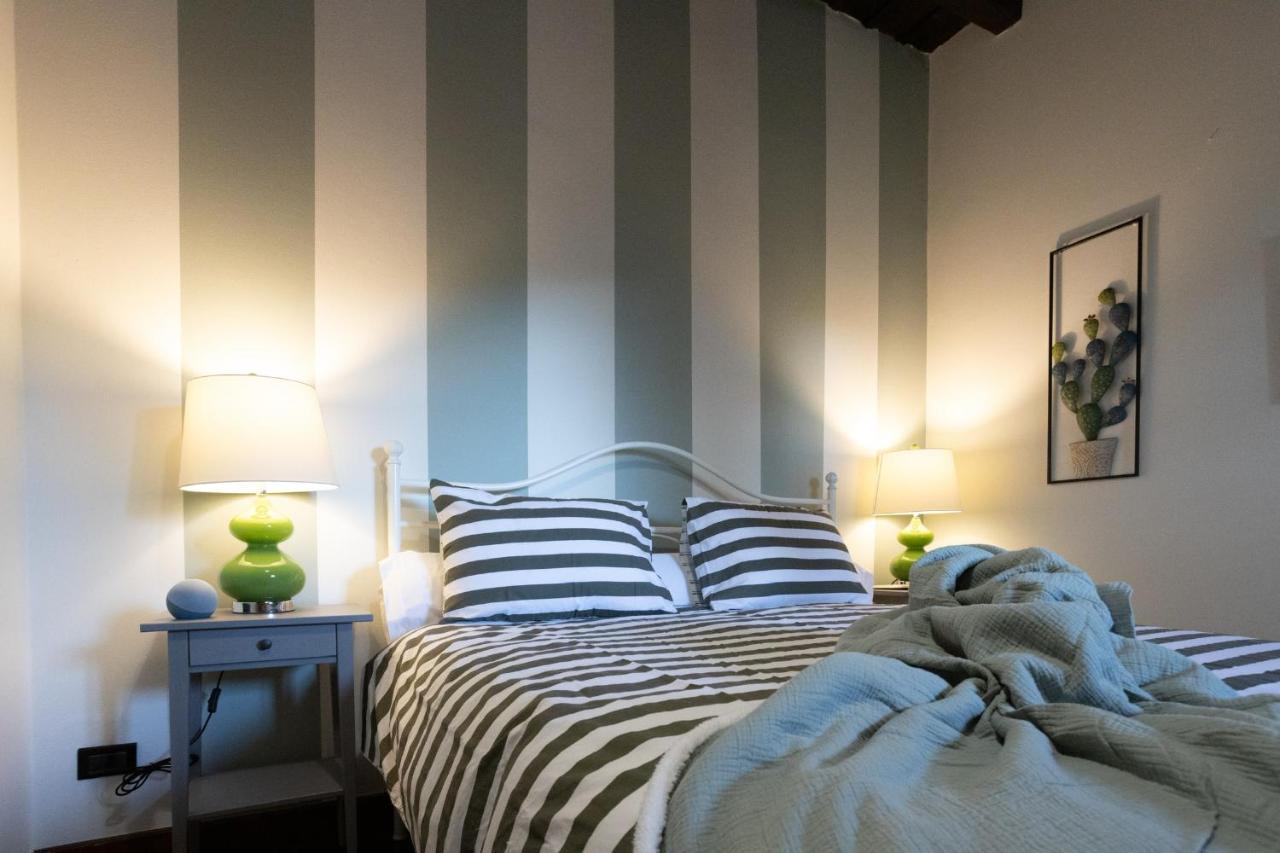 Lo Schiaccianoci Bed&Breakfast De Charme Scanzorosciate Екстер'єр фото