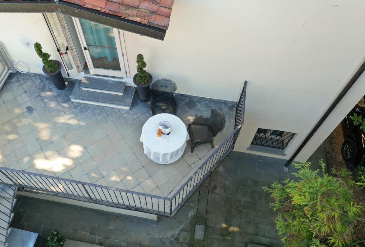 Lo Schiaccianoci Bed&Breakfast De Charme Scanzorosciate Екстер'єр фото